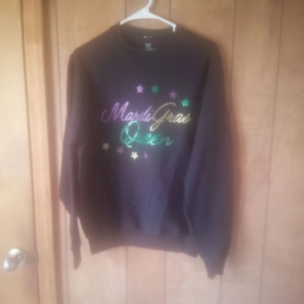 Southern Bliss Mardi Gras Queen Sweatshirt Black Graphic Pullover Women’s Size S